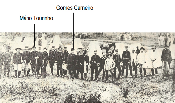 2° Tenente Mário Tourinho sob o comando do Coronel Gomes Carneiro, no cerco da Lapa, em 1894.